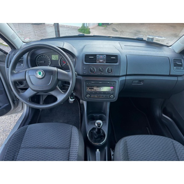 SKODA Roomster - Image 16