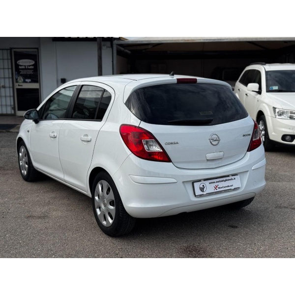 OPEL Corsa - immagine 9