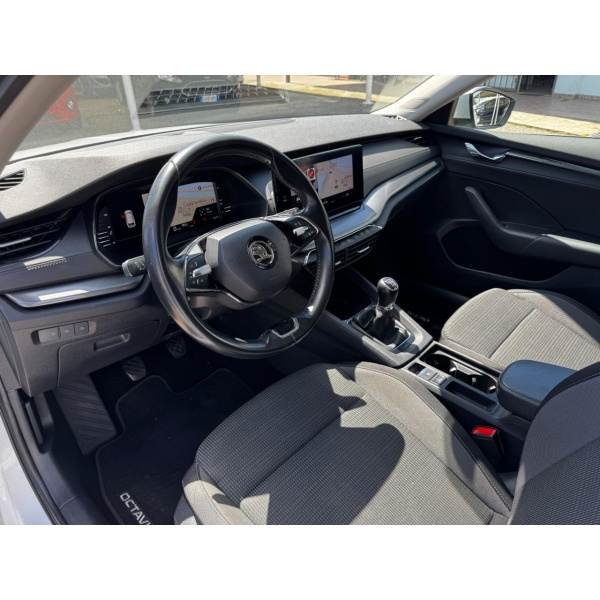 SKODA Octavia - immagine 13