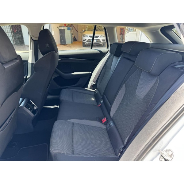SKODA Octavia - immagine 18
