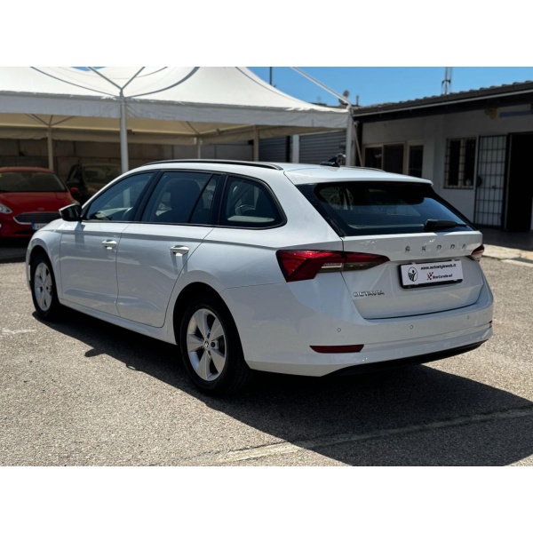 SKODA Octavia - immagine 9