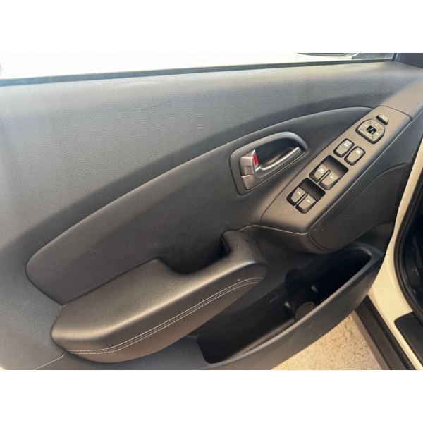 HYUNDAI iX35 - immagine 15