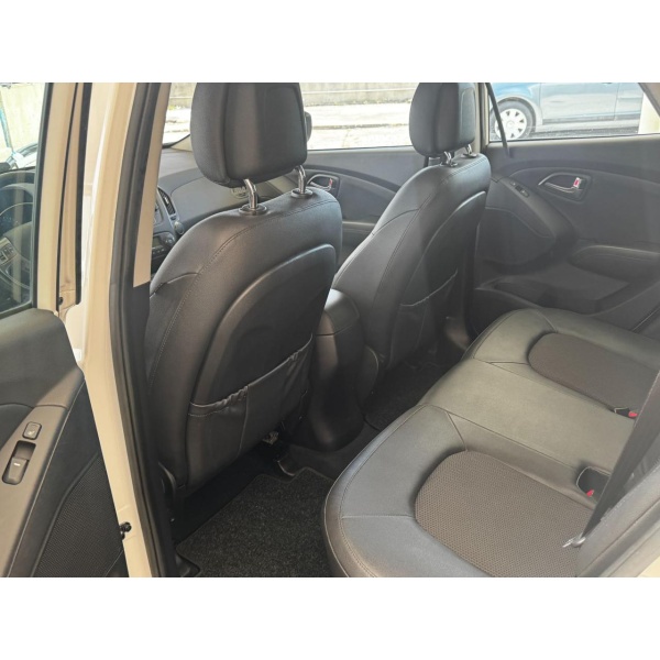 HYUNDAI iX35 - immagine 17