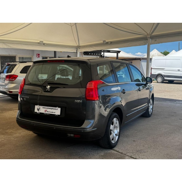 PEUGEOT 5008 - immagine 7