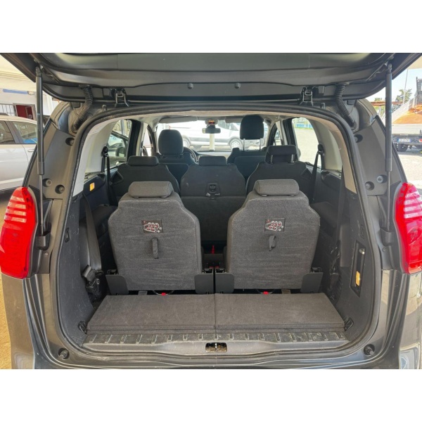 PEUGEOT 5008 - immagine 19