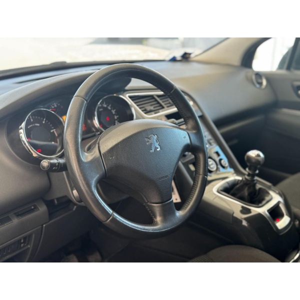 PEUGEOT 5008 - immagine 11