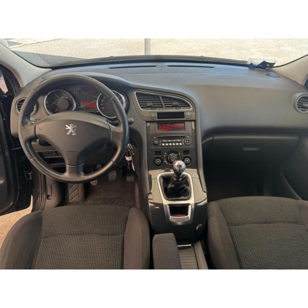 PEUGEOT 5008 - immagine 16