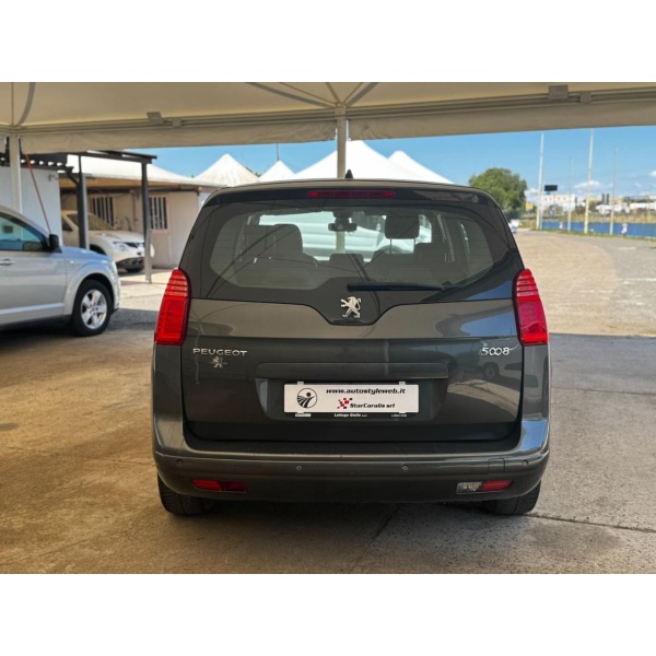 PEUGEOT 5008 - immagine 8