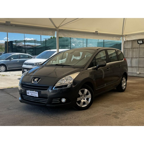 PEUGEOT 5008 - immagine 2