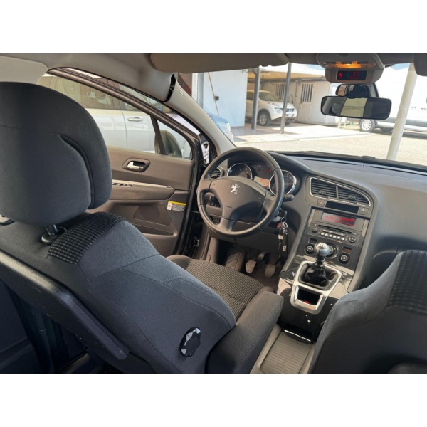 PEUGEOT 5008 - immagine 22