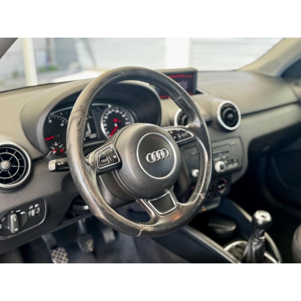 AUDI A1 - immagine 12