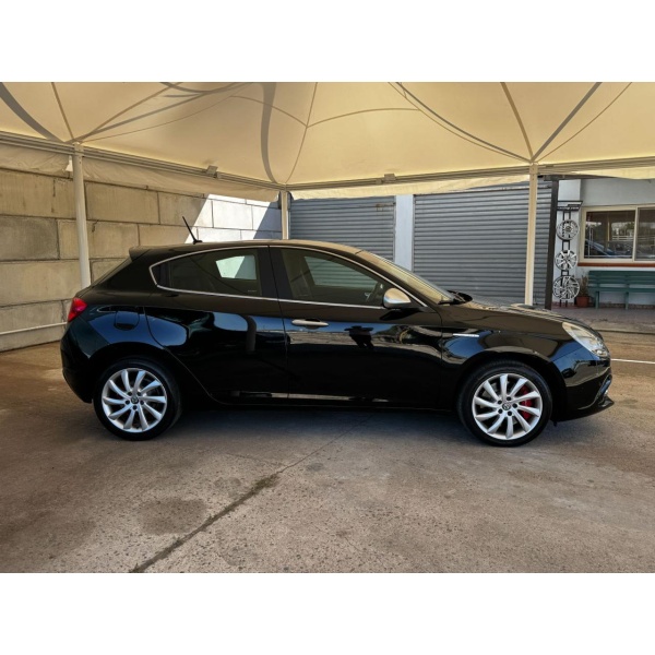 ALFA ROMEO Giulietta - immagine 6