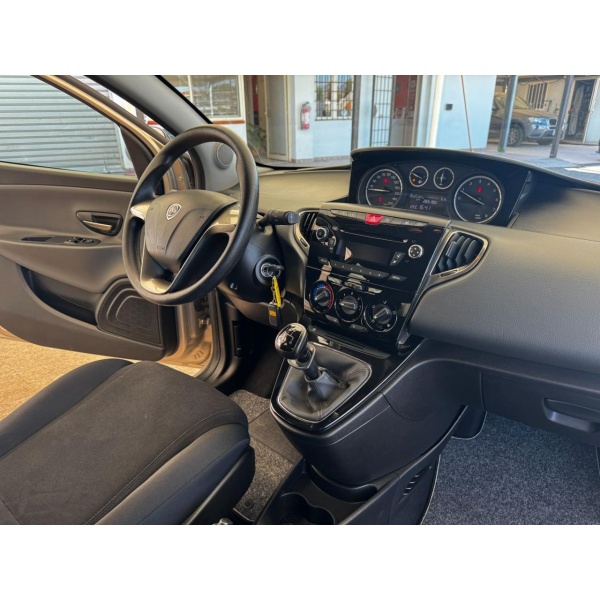 LANCIA Ypsilon - immagine 23