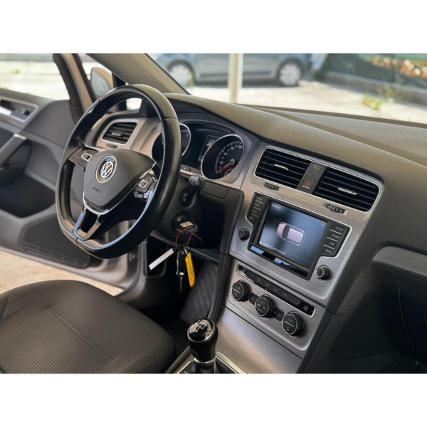 VOLKSWAGEN Golf - immagine 24