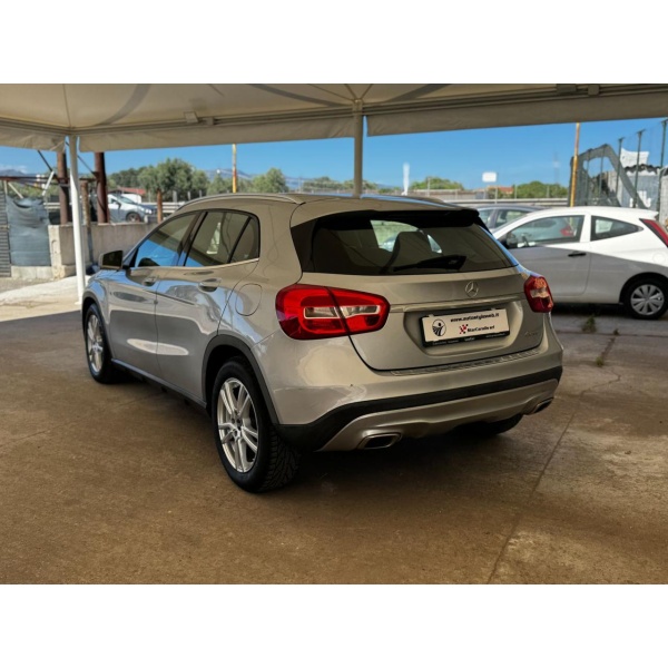 MERCEDES-BENZ GLA 200 - immagine 7