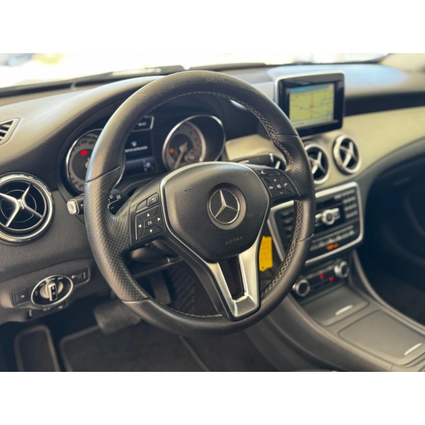 MERCEDES-BENZ GLA 200 - immagine 10