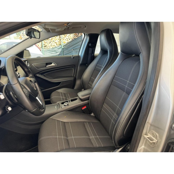MERCEDES-BENZ GLA 200 - immagine 12