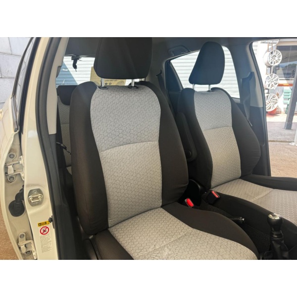 TOYOTA Yaris - immagine 26