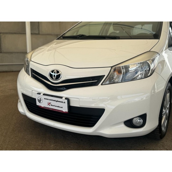 TOYOTA Yaris - immagine 11