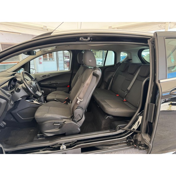 FORD B-Max - immagine 16