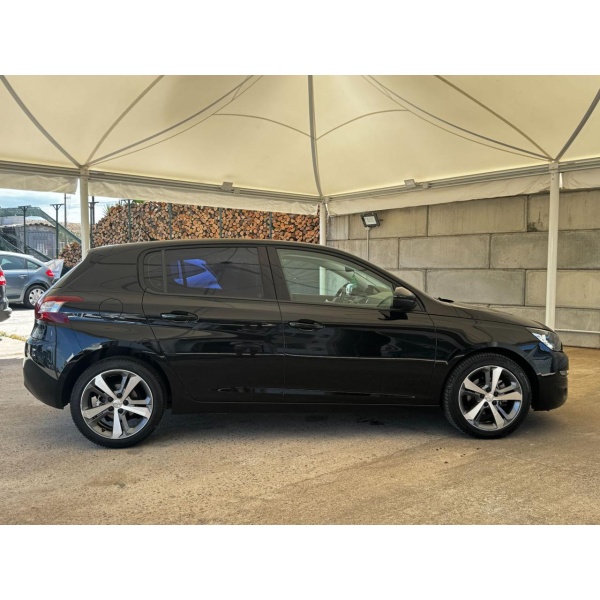 PEUGEOT 308 - immagine 6