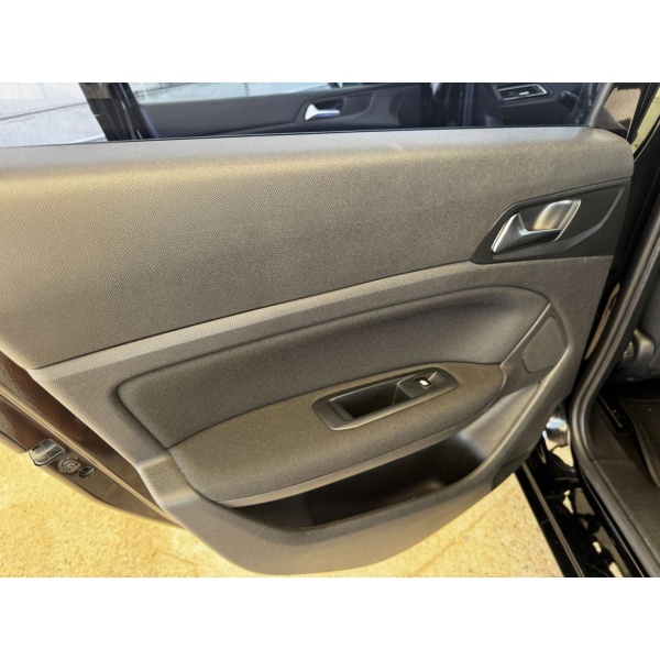 PEUGEOT 308 - immagine 19
