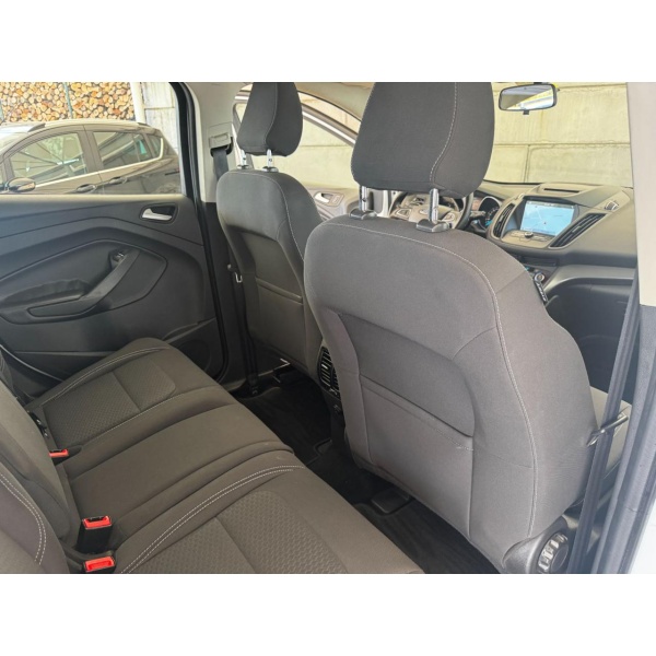 FORD Kuga - immagine 27