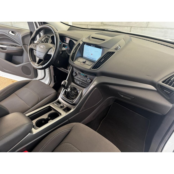 FORD Kuga - immagine 25