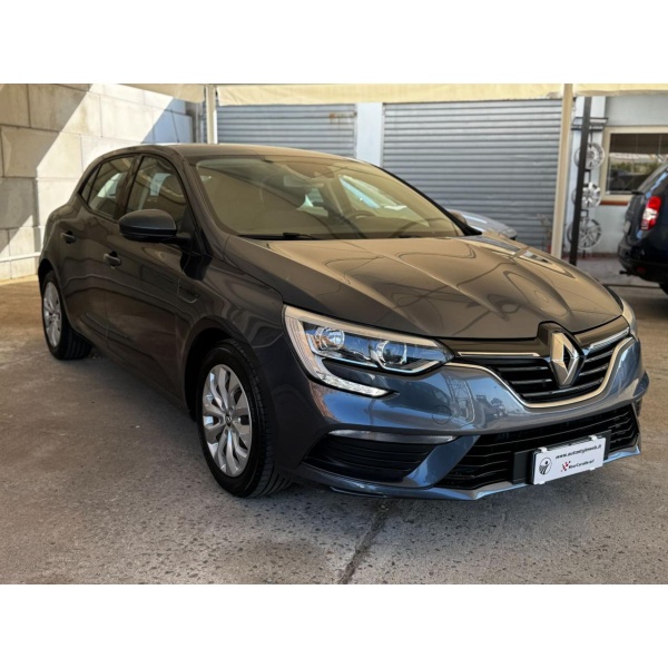 RENAULT Megane - immagine 5