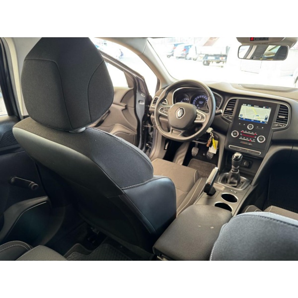 RENAULT Megane - immagine 24