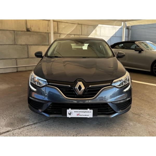 RENAULT Megane - immagine 4