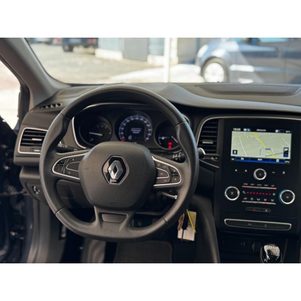 RENAULT Megane - immagine 20