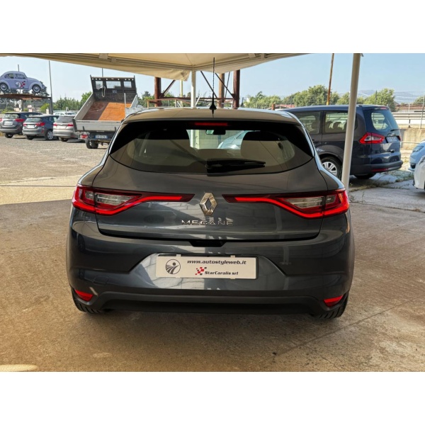 RENAULT Megane - immagine 8
