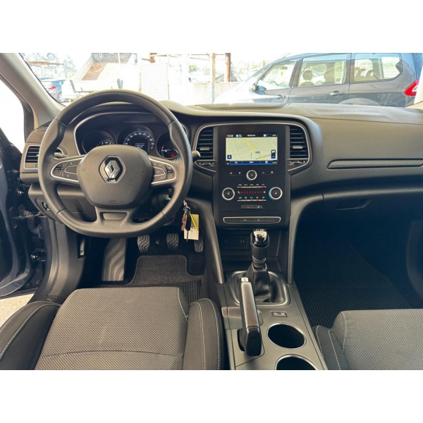 RENAULT Megane - immagine 19