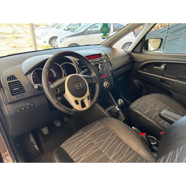 KIA Venga - immagine 13
