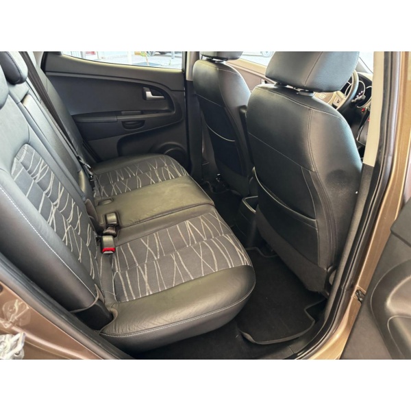 KIA Venga - immagine 24