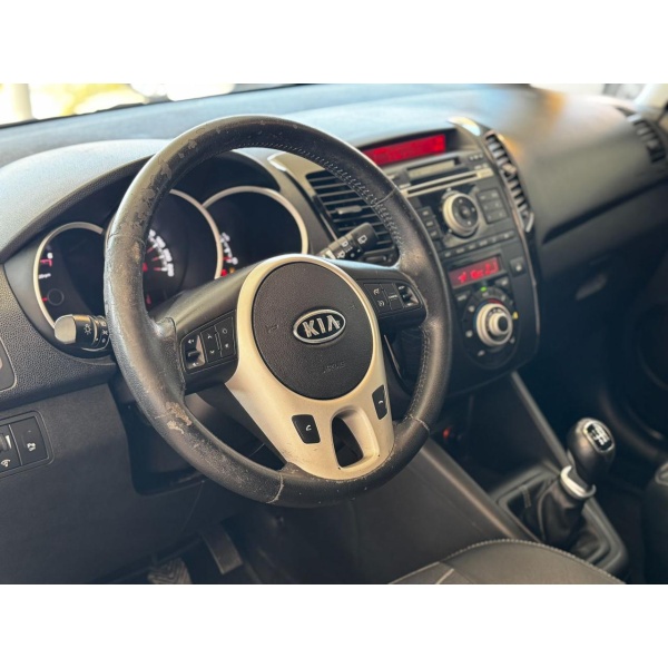 KIA Venga - immagine 12