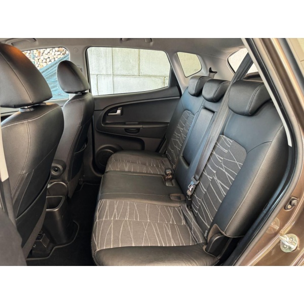 KIA Venga - immagine 16
