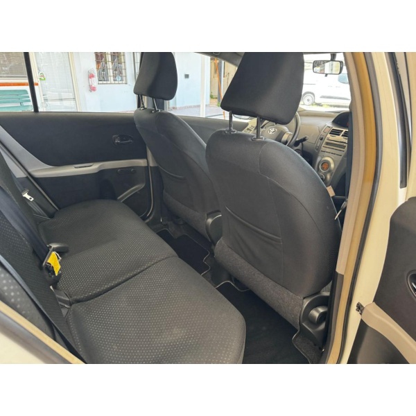 TOYOTA Yaris - immagine 27