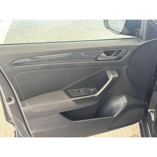 VOLKSWAGEN T-Roc - immagine 14
