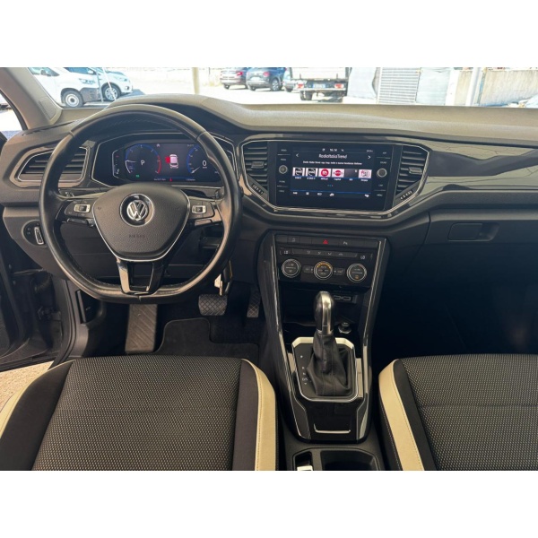 VOLKSWAGEN T-Roc - immagine 19