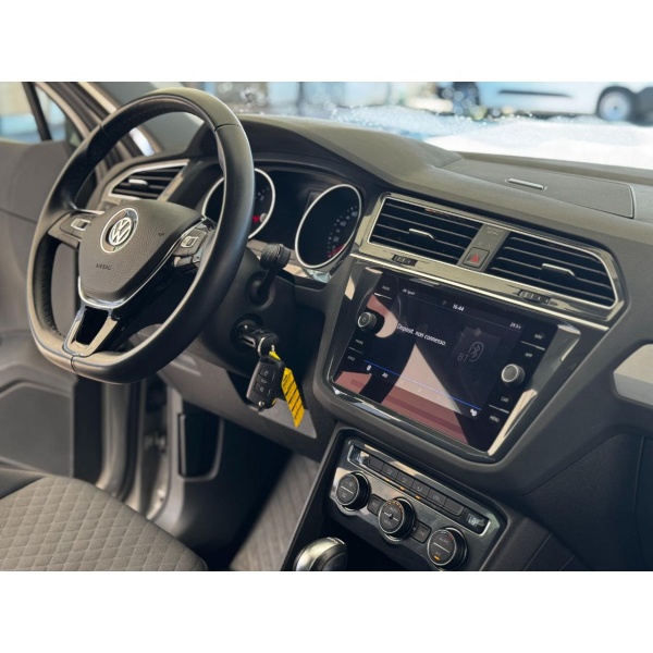 VOLKSWAGEN Tiguan - immagine 24