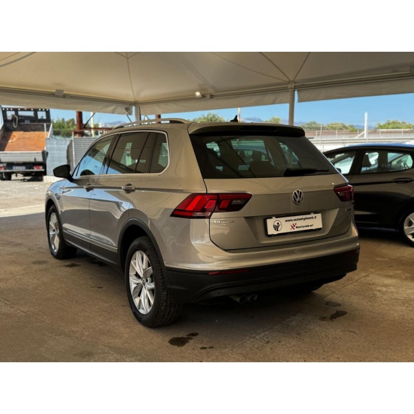 VOLKSWAGEN Tiguan - immagine 8