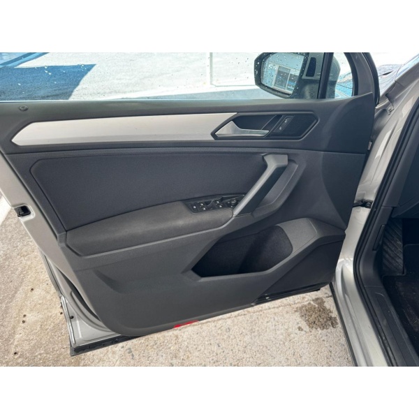 VOLKSWAGEN Tiguan - immagine 11
