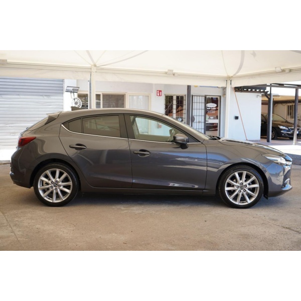 MAZDA 3 - immagine 6