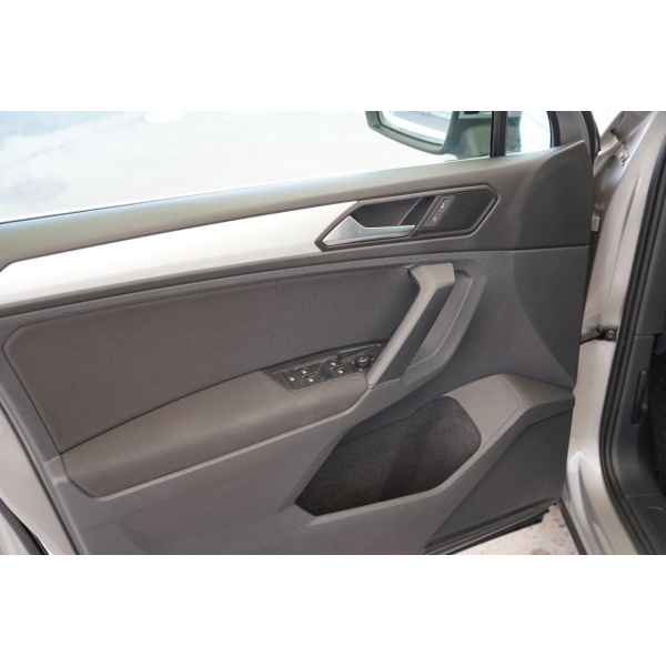 VOLKSWAGEN Tiguan - immagine 16