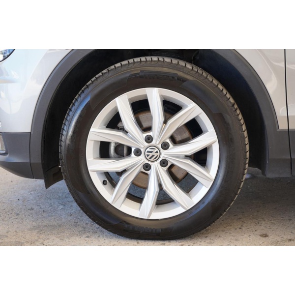 VOLKSWAGEN Tiguan - immagine 10