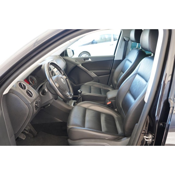 VOLKSWAGEN Tiguan - immagine 16