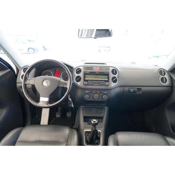 VOLKSWAGEN Tiguan - immagine 20