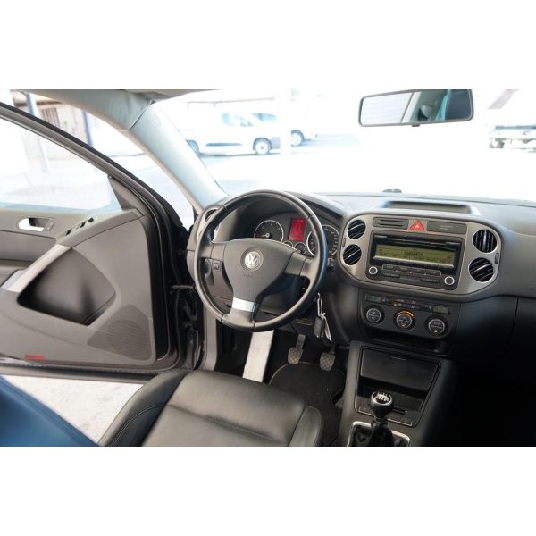 VOLKSWAGEN Tiguan - immagine 26